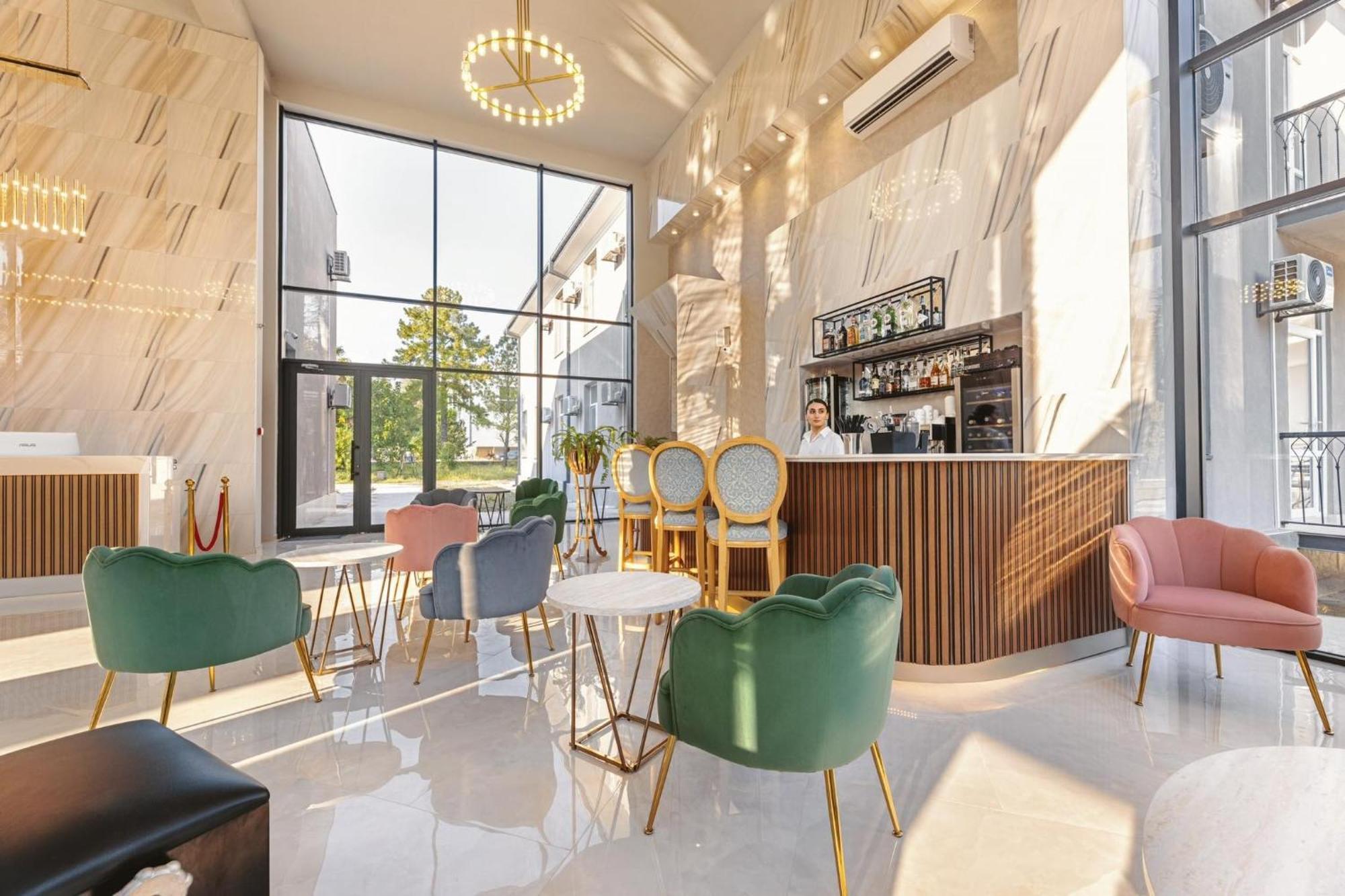 Park Hotel Tskaltubo - Balneo Resort Екстериор снимка